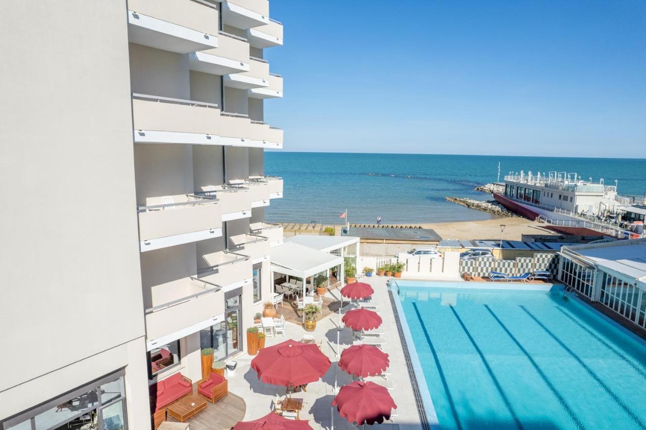 Unahotels Imperial Sport 4* Pésaro