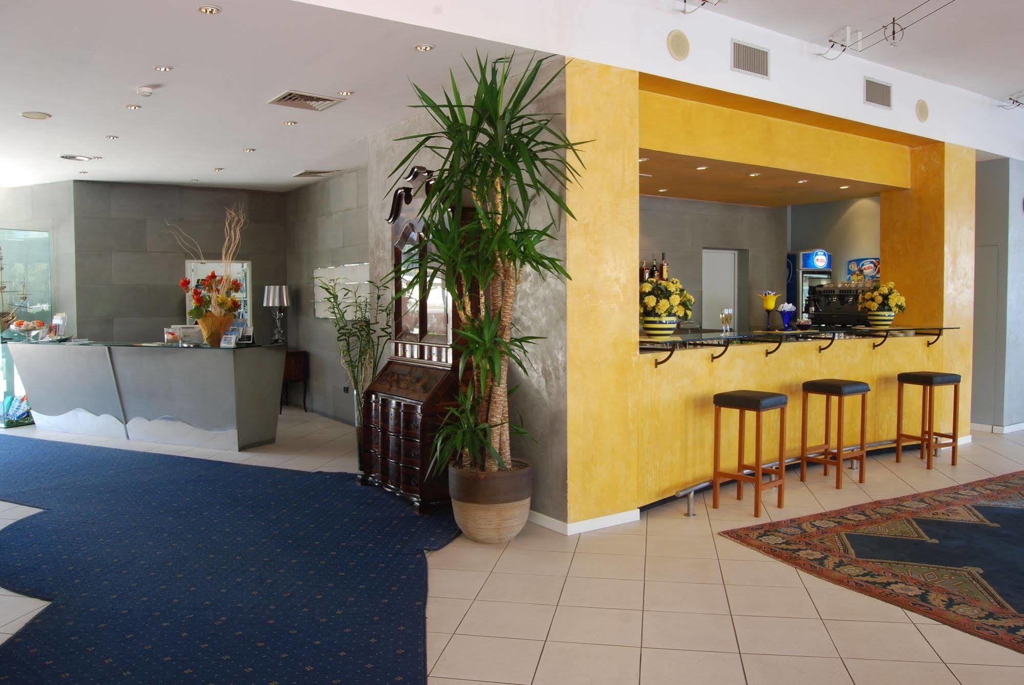 Unahotels Imperial Sport 4* Pésaro