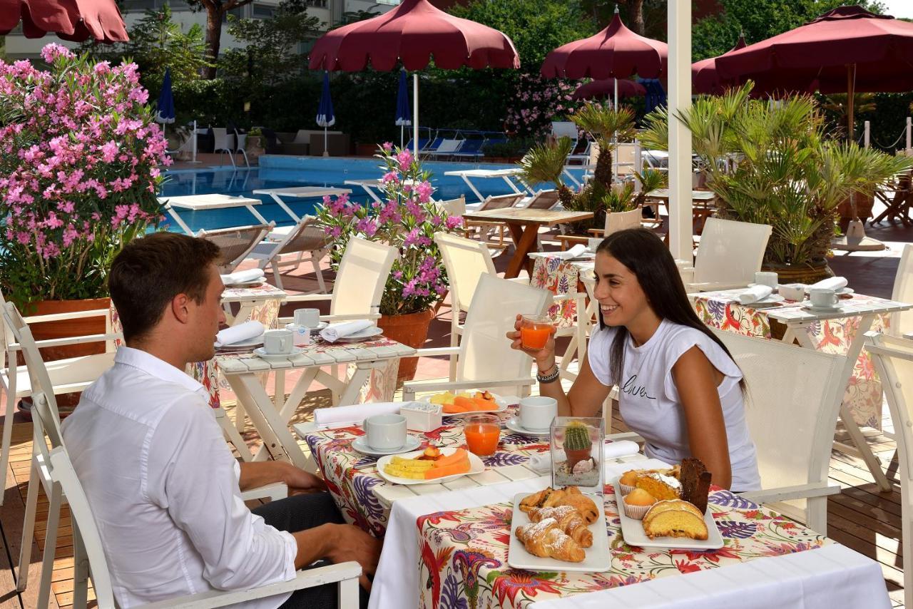 Hotel Unahotels Imperial Sport 4*